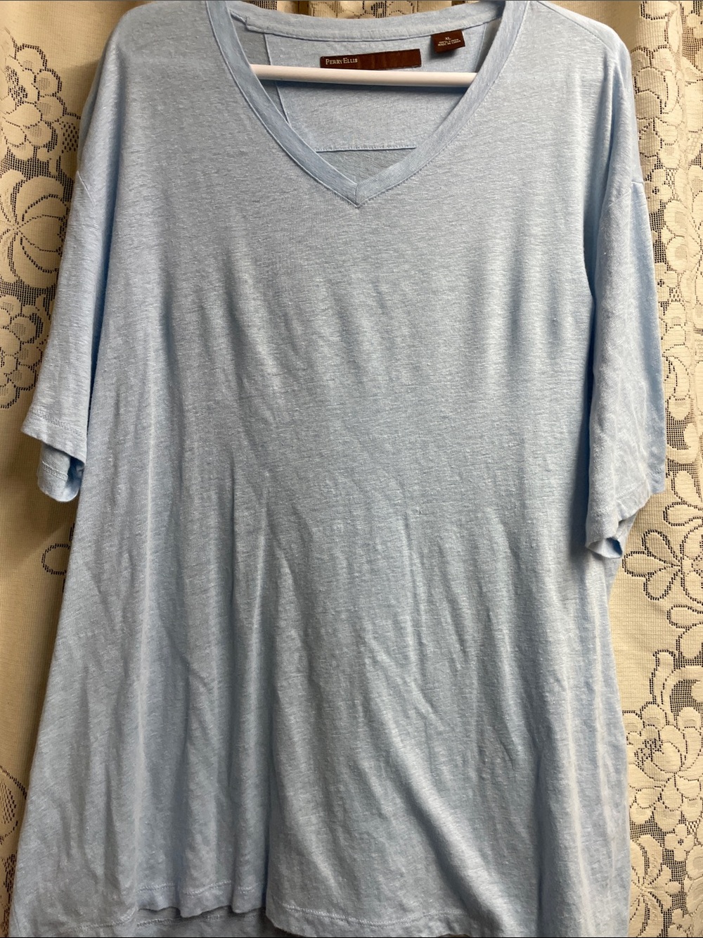 Perry Ellis Light Blue V-Neck 100% Linen Short Sleeve Tee X-Lg